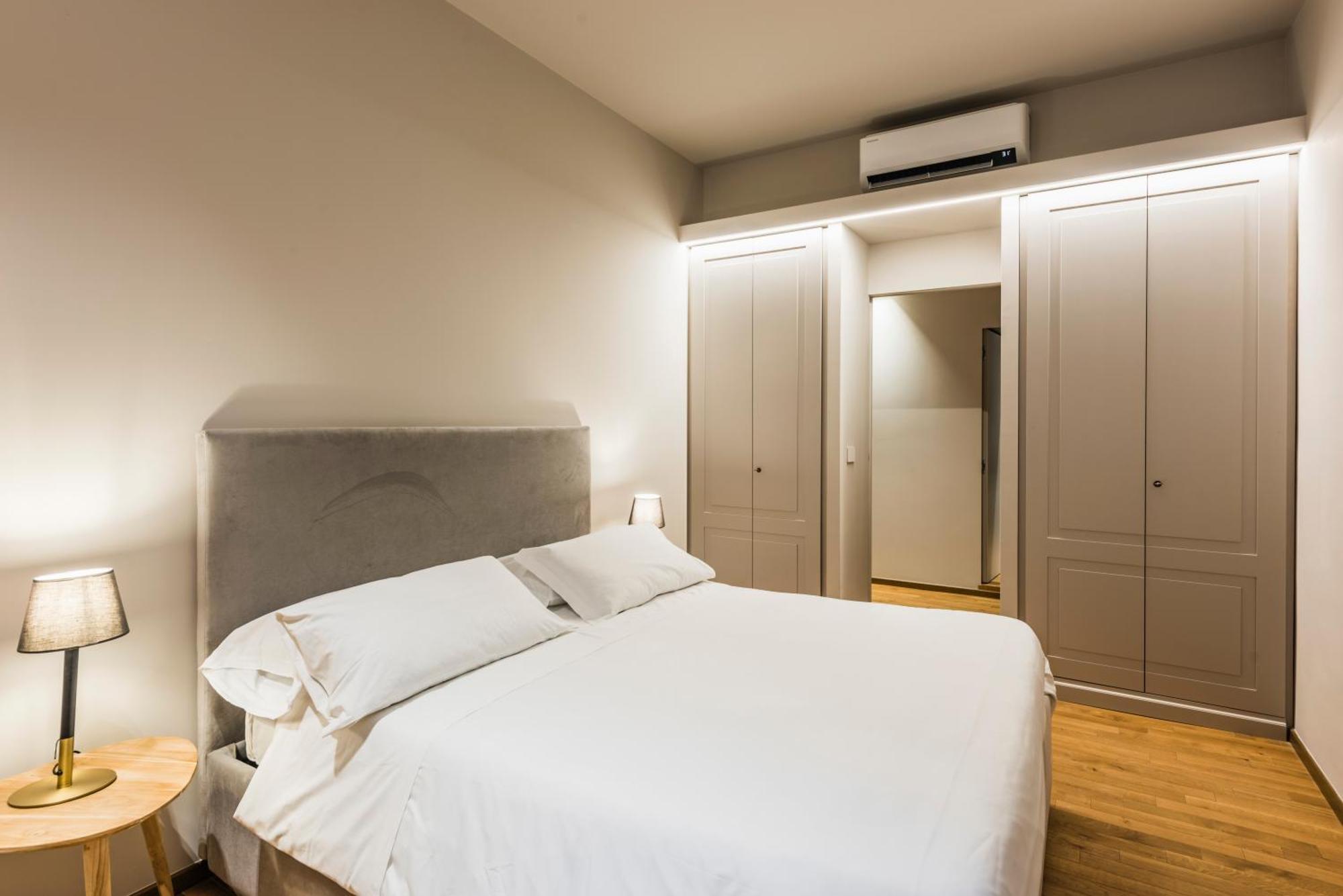 Ferrini Home - Piazza Trento Катания Екстериор снимка