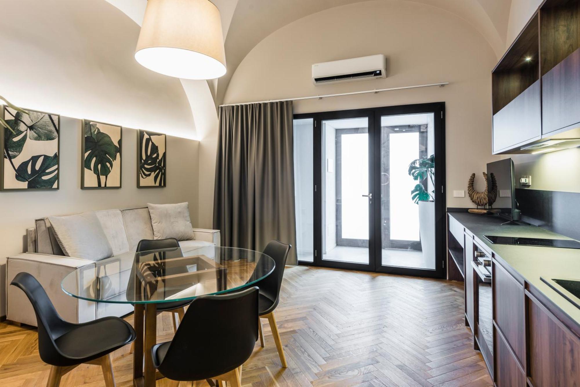 Ferrini Home - Piazza Trento Катания Стая снимка